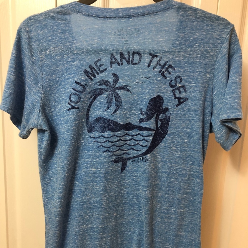 Tee